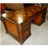 Image 2 : Executive Desk