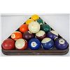 Image 1 : Clay Complete Billiards Set