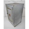Image 2 : Home Comfort Bread and Cake Cabinet