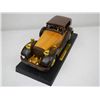 Image 3 : 1938 Meceds-Benz 170V Wooden Model