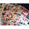 Image 3 : 100 different 1969 TOPPS baseball cards