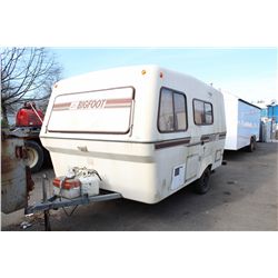 1983 WHITE BIGFOOT TRAVEL TRAILER APPROX 13'