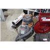 Image 1 : SHOP VAC AND RIDGID VACUUM