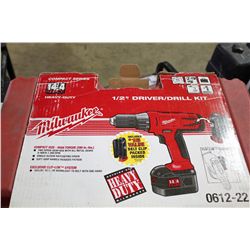 MILWAUKEE CORDLESS DRILL KIT