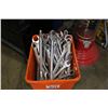 Image 1 : BIN OF HEAVY DUTY RATCHETS AND WRENCHES