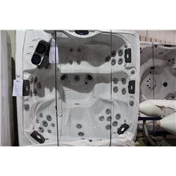 CAL SPAS 8' HOT TUB MODEL L-S11-PL850L-11S-000409R