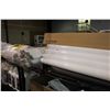 Image 2 : LARGE LOT OF FLUORESCENT LIGHTING