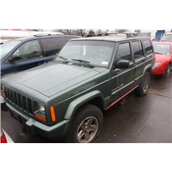 2000 GREEN JEEP CHEROKEE CLASSIC 4DR SUV 205,750KM