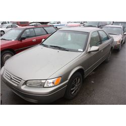 1997 GREY TOYOTA CAMRY LE 4DR SDN 271,923KM GAS