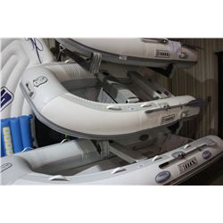 TITAN WHITE AND GREY 10FT MODEL AL280 5PERSON