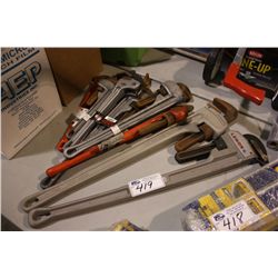 LOT OF PIPE WRENCHES