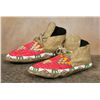 Image 2 : Sioux Quilled and Beaded Moccasins