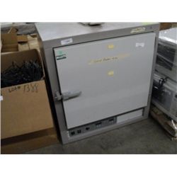 VWR 1370 FM Forced Air Oven (print sequence:) D540