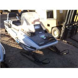 YAMAHA 340T ENTICER SNOW MOBILE NO KEY, NO START (print sequence:) 6476