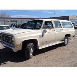 1989 CHEVROLET SUBURBAN ~ 71,343 MILES VIN: 1GNEV16K2KF155498  V8, 5.7L, 4WD TITLE # 89089234A151255