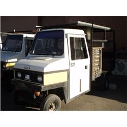 1987 CUSHMAN PLANT TRUCK 1 KEY, STARTS, NO TITLE - NO FORM-97  MODEL: 898452-8710, SERIAL# 596507 (p