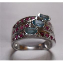 5.410g Ring of Ruby and Blue Topaz Sterling Silver