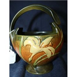 Rosevile Zephyr Lily Basket 7"