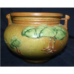 Roseville Fuschia Bowl 7"