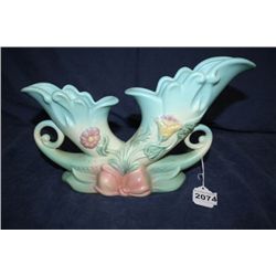 Hull Bowknot Double Cornucopia 13.5"