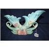Image 1 : Hull Bowknot Double Cornucopia 13.5"