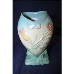 Hull Bowknot Vase 6.5"