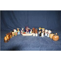 Tray Lot Figural Salt and Pepper Shakers