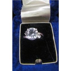 14K White Gold Ring 3 Diamonds