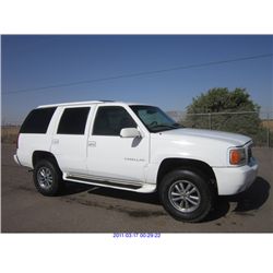 2000 - CADILLAC ESCALADE