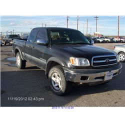 2000 - TOYOTA TUNDRA