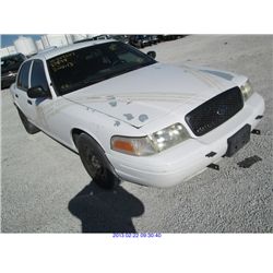 2001 FORD CROWN VICTORIA