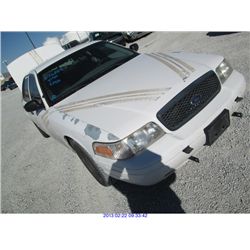 2002 - FORD CROWN VICTORIA