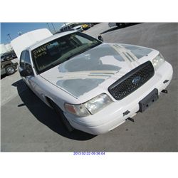 2004 - FORD CROWN VICTORIA