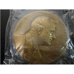 LARGE AND HEAVY FRANKLIN ROOSEVELT COMM. MEDALLION
