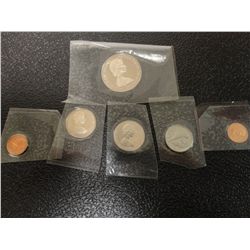 ASST FOREIGN COINS