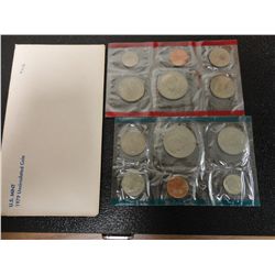 1979- P&D 12 PC COIN SET