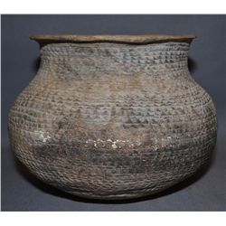 ANASAZI POTTERY JAR