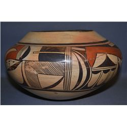 HOPI POTTERY JAR