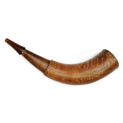 NEW ENGLAND SIGNED AND DATED REVOLUTIONARY WAR ENGRAVED POWDER HORN.