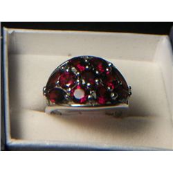 GARNET CLUSTER  RING SIZE 7