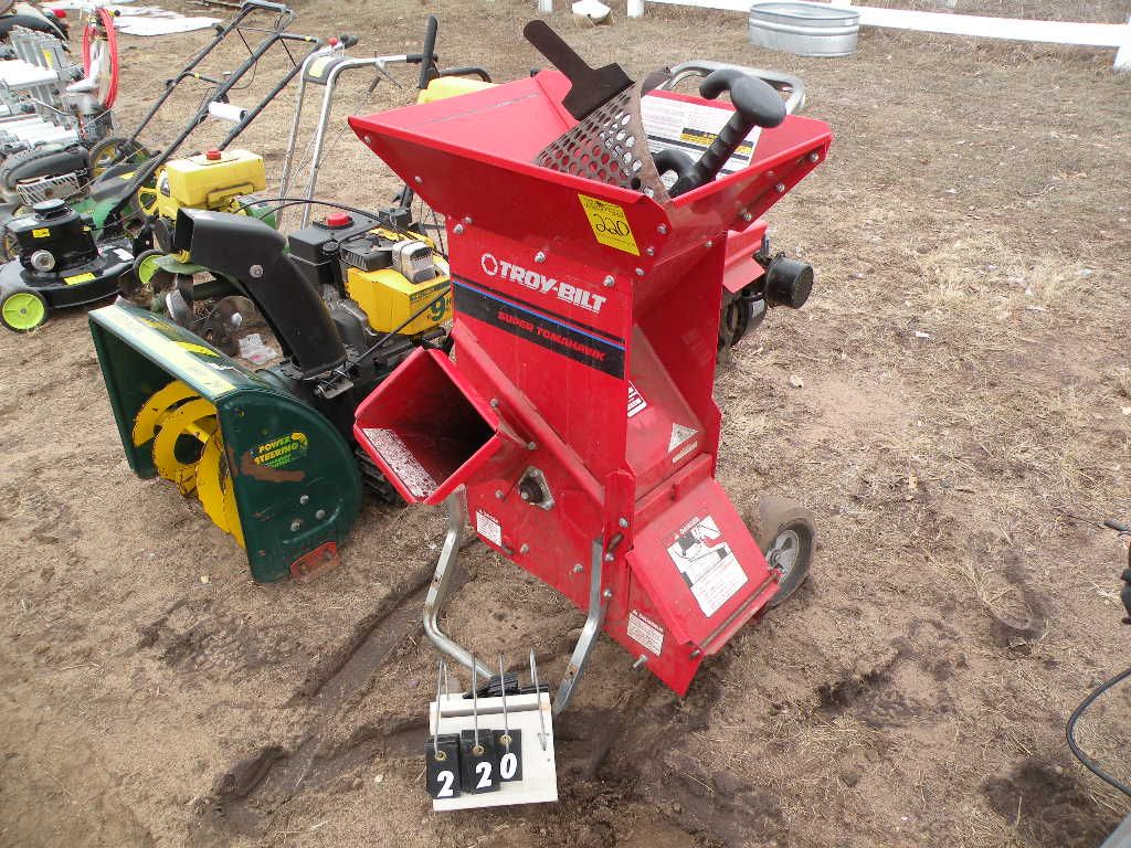 Troy Bilt Tomahawk Model 47225, 5hp chipper/shredder