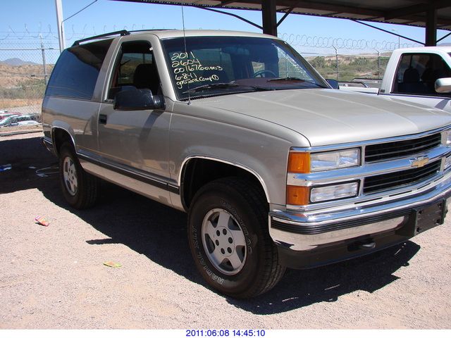 1995 - CHEVROLET TAHOE - Rod Robertson Enterprises Inc.