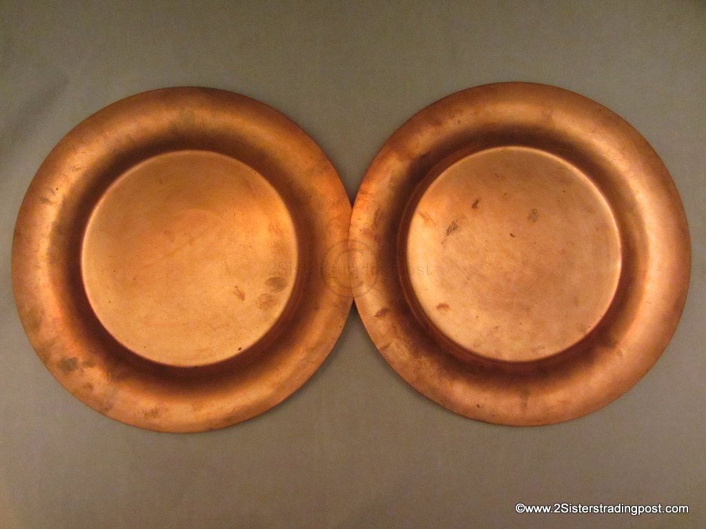 Pair of Heavy Copper Plates/Chargers