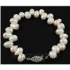 Image 1 : 117.02CTW 9" WHITE FRESHWATER PEARL BRACELET METAL LOCK