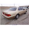 Image 4 : 1994 - LEXUS LS400
