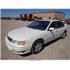 Image 2 : 1999 - INFINITI Q30