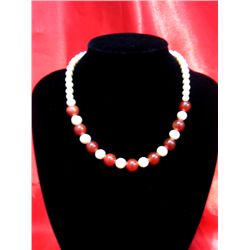 250CTW PHILIPPINE PEARL AND RED CARNILLIAN NECKLACE