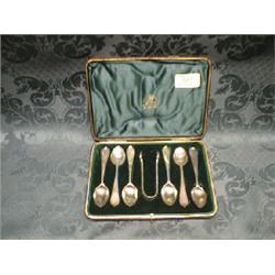 A set of 6 silver teaspoons and matching tongs, London 1899, cased.