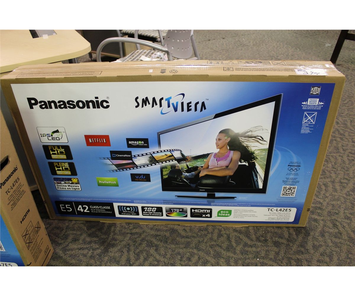 PANASONIC SMART VIERA 42" LED/LCD TV