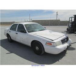 2003 - FORD CROWN VICTORIA